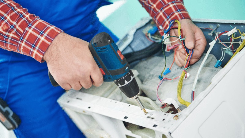 Alaşehir Daylux Daylux çamaşır makinesi kart tamiri – Su almama arızası orijinal parça ile giderildi. - Teknik servis örneği